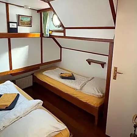 Hotelboot Zwaan Hotel *
