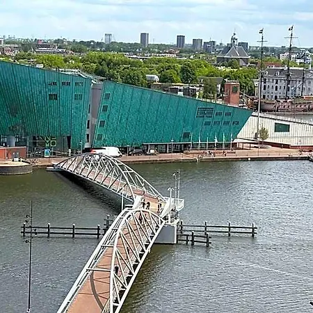 Hotelboot Zwaan * Amesterdão