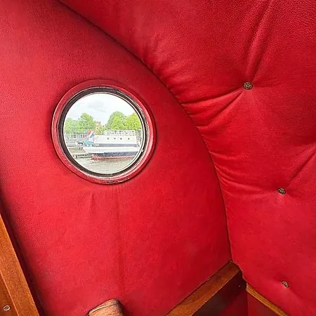 Hotelboot Zwaan Amesterdão