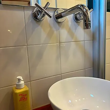 Hotelboot Zwaan Amesterdão